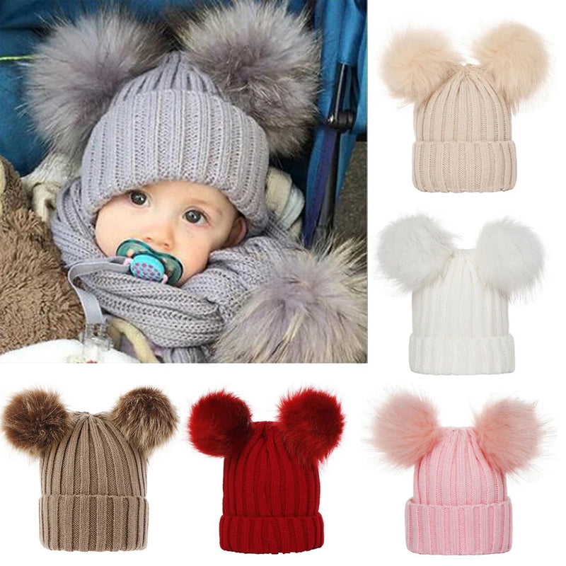 Gorros com Pom Pom – Acessórios Adoráveis para Bebês, Crianças e Adultos